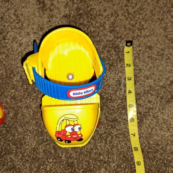 Vintage Little Tikes Cozy Coupe Adjustable Roller Skates - Picture 4 of 6